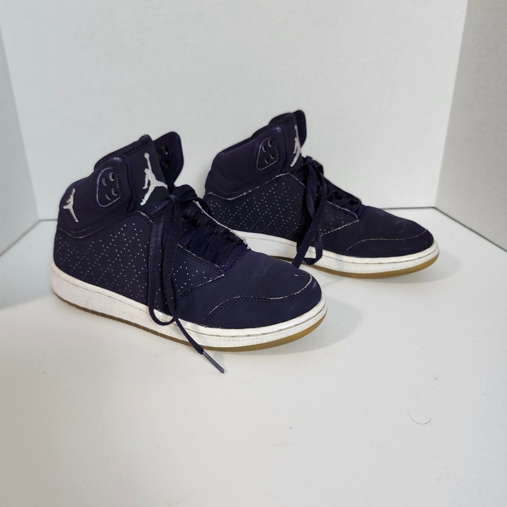 Jordan Academy High Top Purple White Gum Sole Sneakers 4.5Y Kids, Basketball